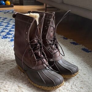 L.L. Bean Women's Bean Boots 8” Shearling-Lined Insulated Size 9M/9.5